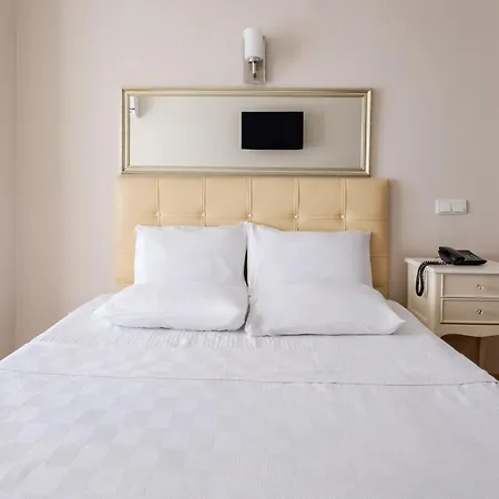 My Way Hotel Adalar